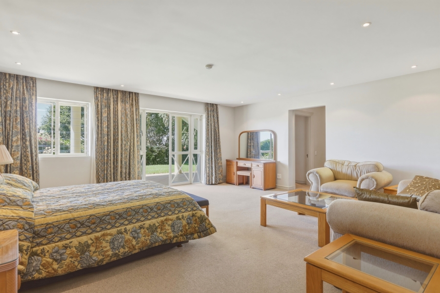 7 Bedroom Property for Sale in Constantia Western Cape